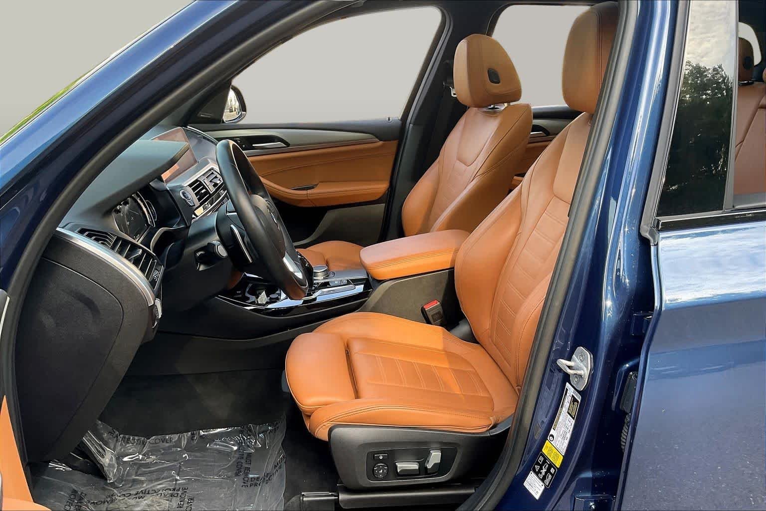 Used 2019 Phytonic Blue Metallic BMW xDrive30i image 7