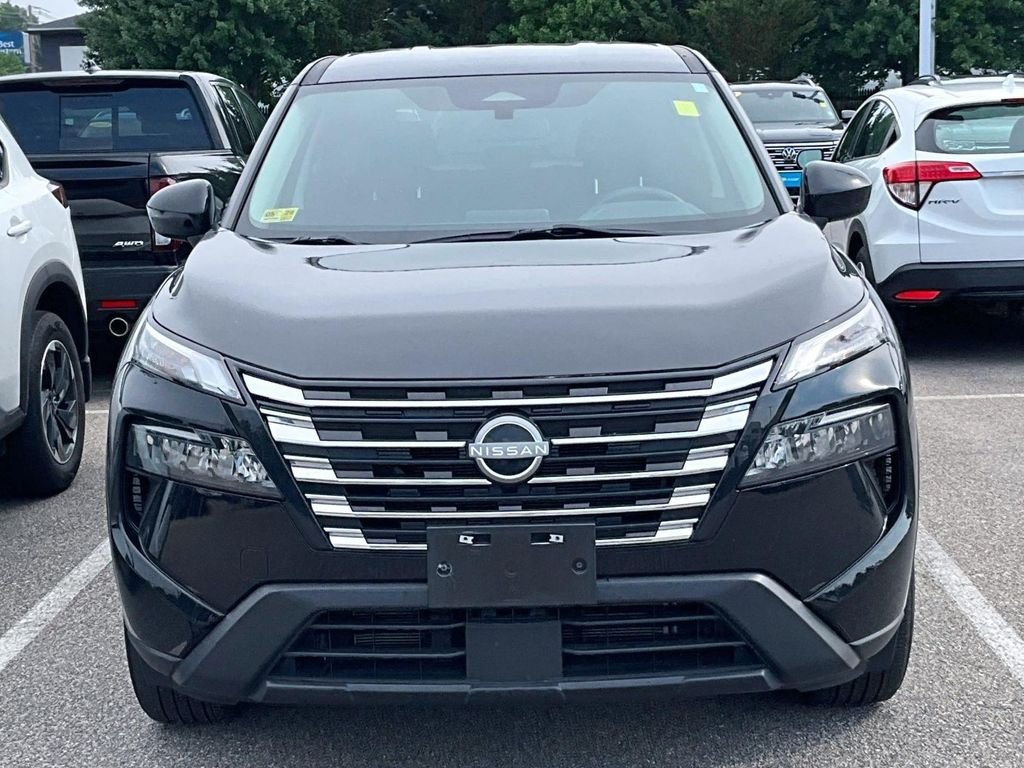 Used 2024 Black Nissan SV image 2