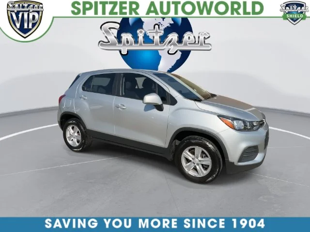 Used 2017 Silver Chevrolet LS image 17