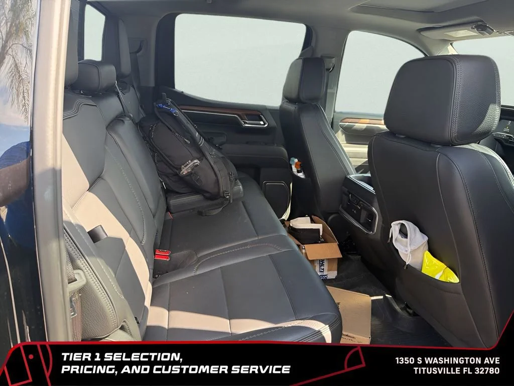 Used 2023 Onyx Black GMC Denali image 5