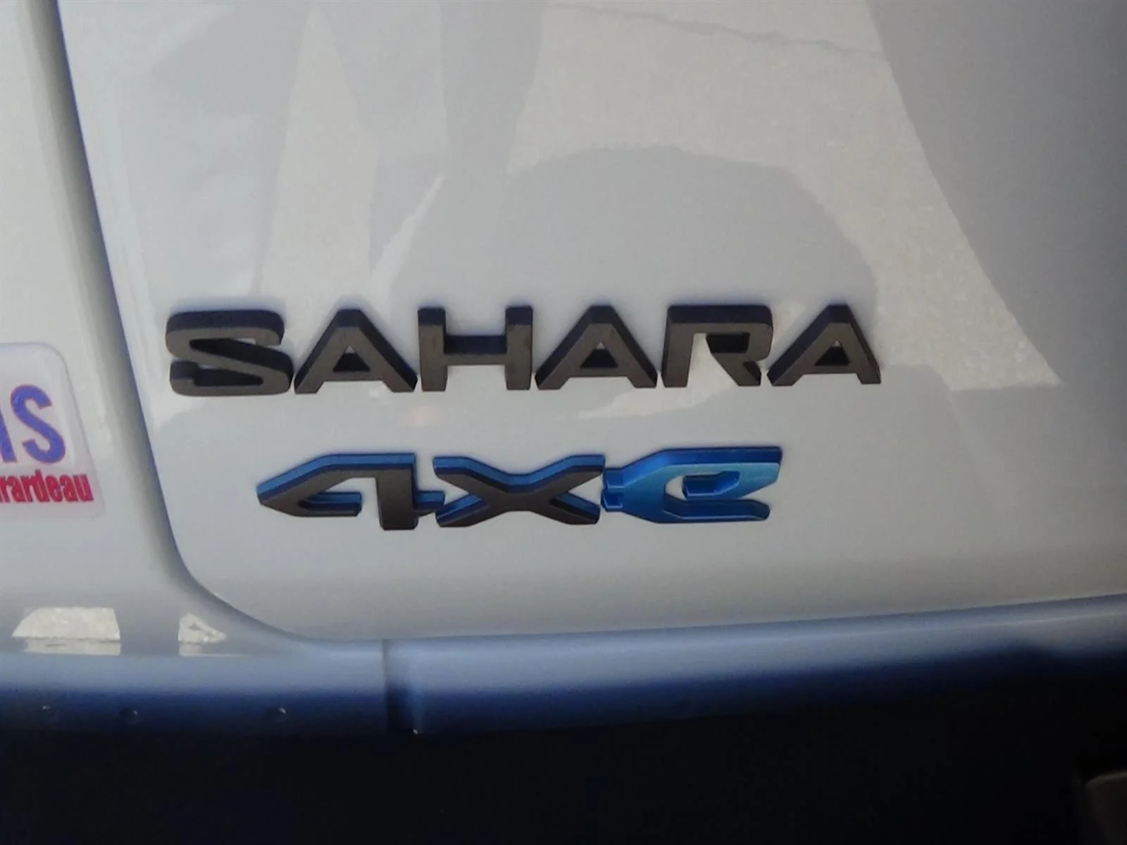Certified Used 2025 Bright White Clear Coat (pw7) Jeep Sahara 4xe image 10