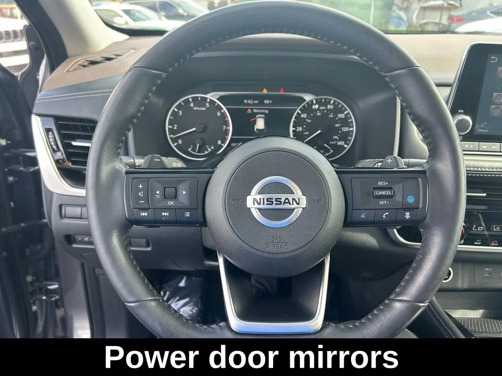 Used 2021 Gray Nissan SL image 17