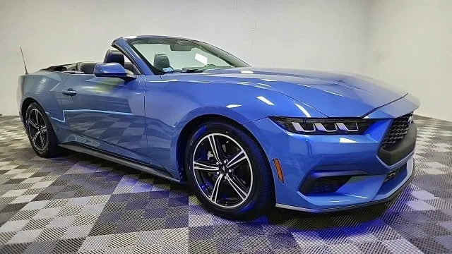 Used 2024 Blue Ford EcoBoost Premium image 25