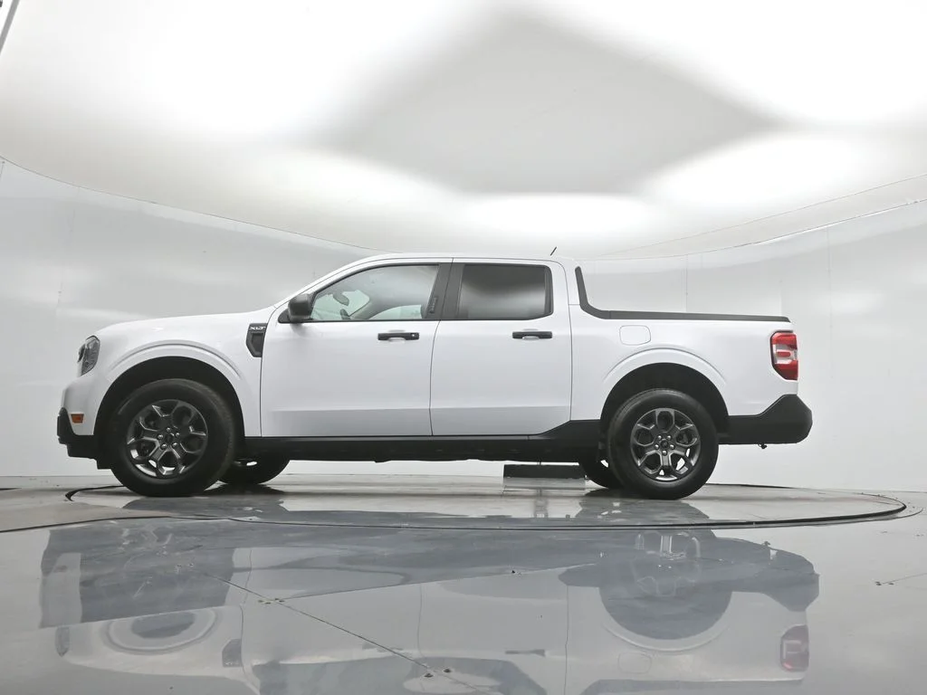 Certified Used 2023 White Ford XLT image 47