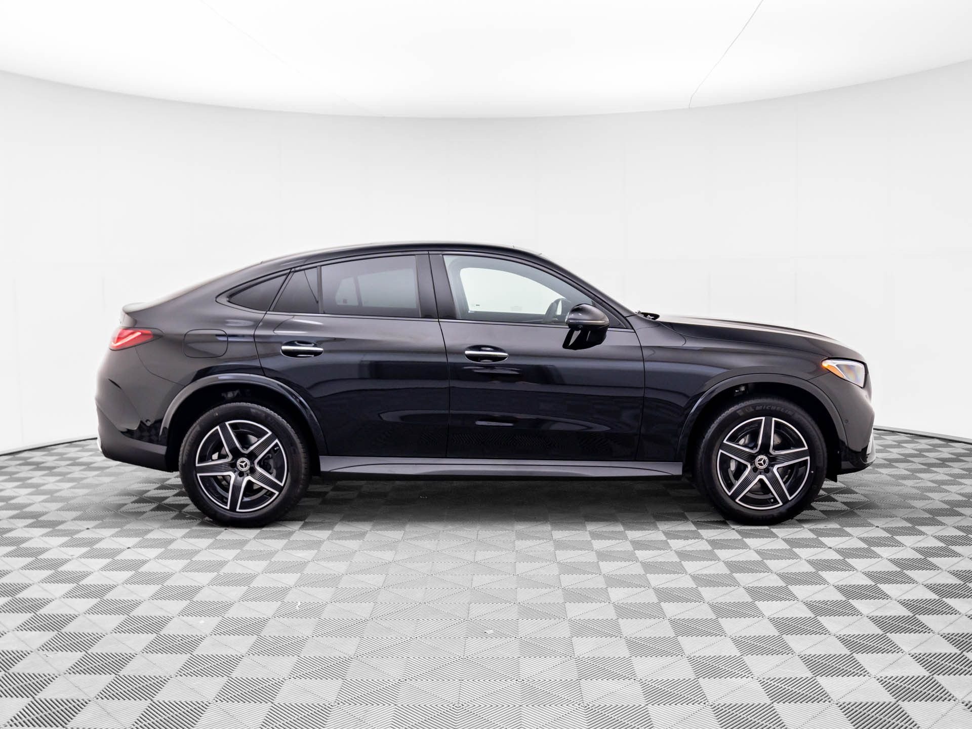 New 2026 Black Mercedes-Benz GLC 300 Coupe image 6