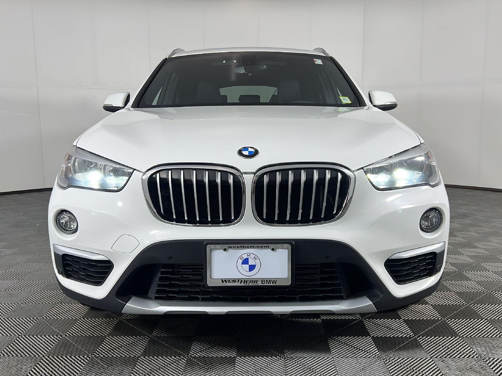 Used 2018 Alpine White BMW xDrive28i image 13