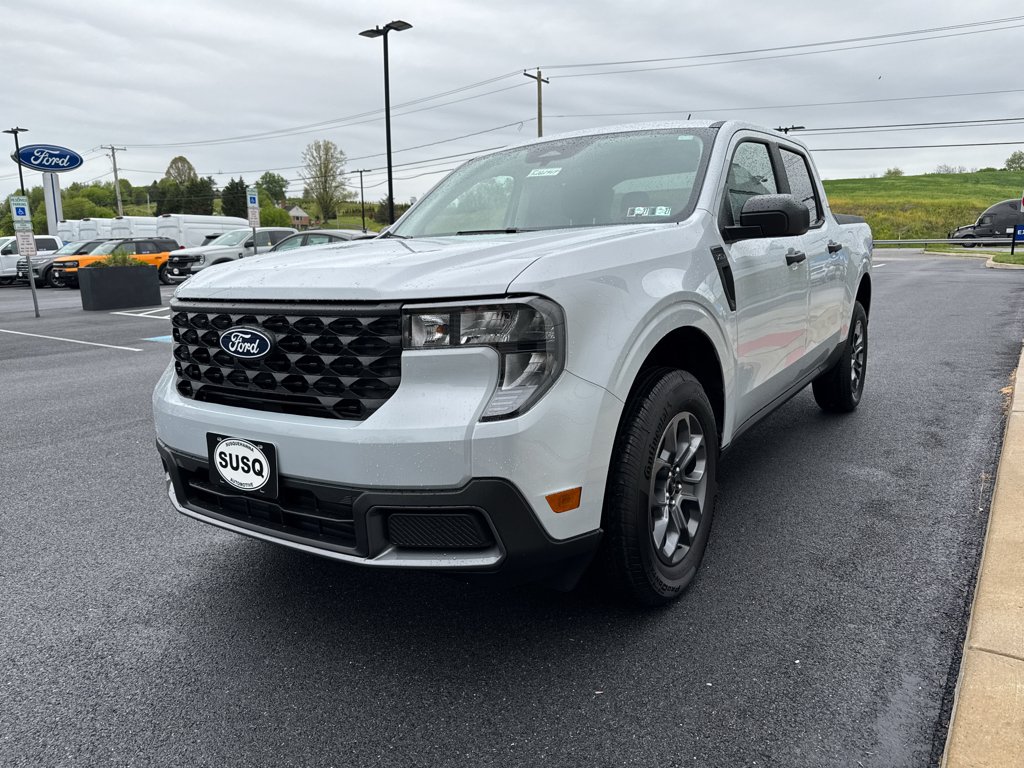 New 2026 Space White Metallic Ford XLT image 15