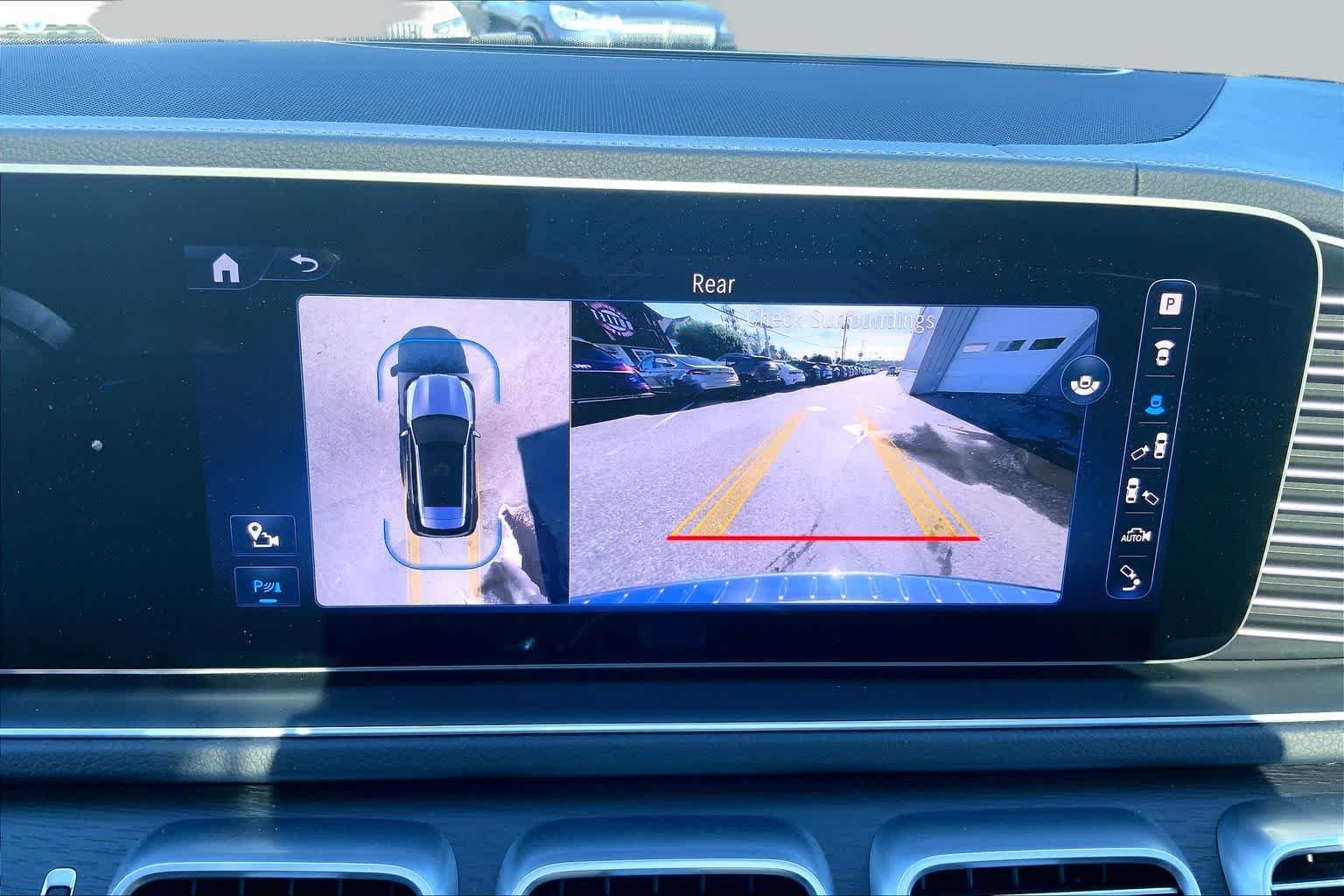 Certified Used 2024 Polar White Mercedes-Benz GLE 450e Plug-In Hybrid image 29