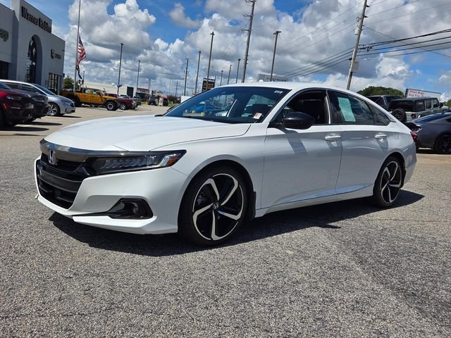 Used 2022  Honda Sport image 3