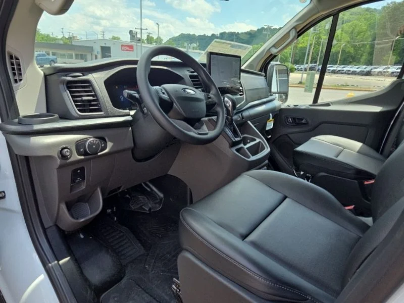 New 2026 Oxford White Ford Cargo Van image 19