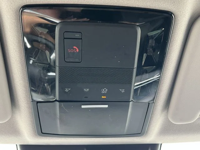 Used 2025 Black Mitsubishi ES image 31