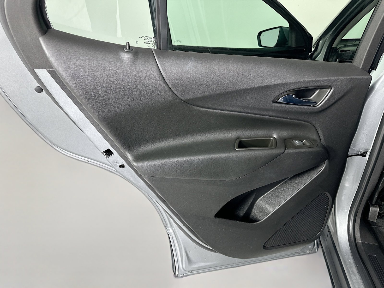 2023 Chevrolet Equinox LT - Photo 28