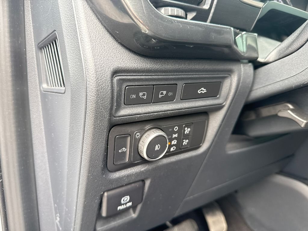 Used 2021 White Ford XLT image 10