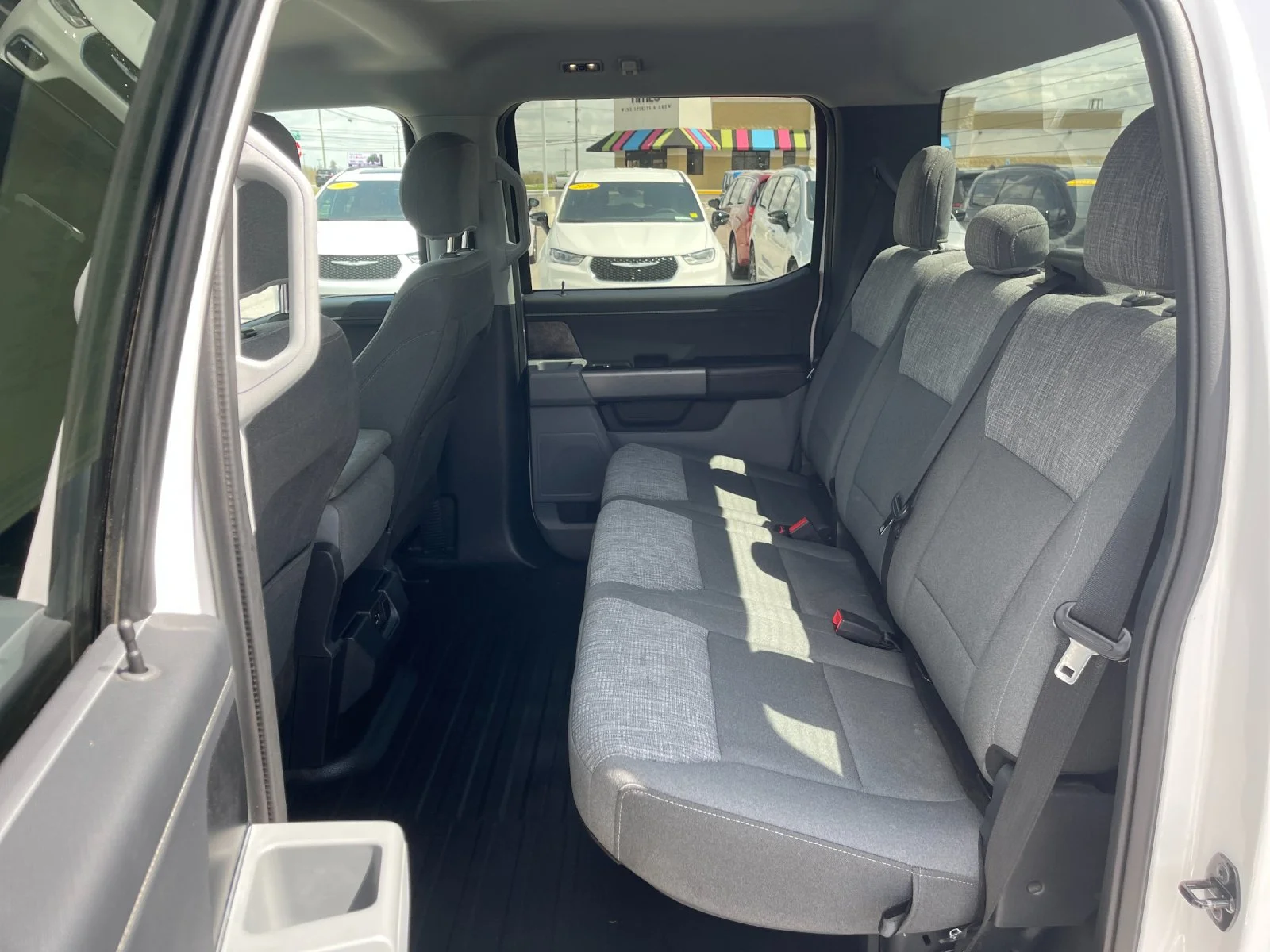 Used 2021 White Ford XLT image 14