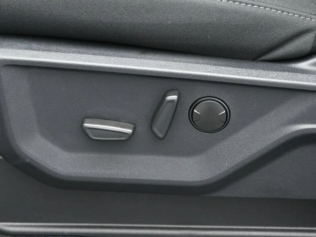 New 2026 White Ford XLT image 10