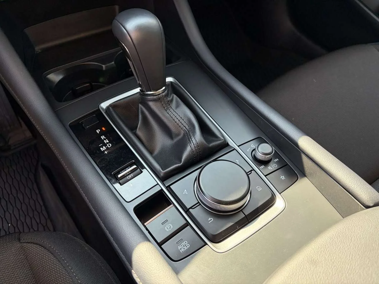 Used 2025  Mazda GS image 24