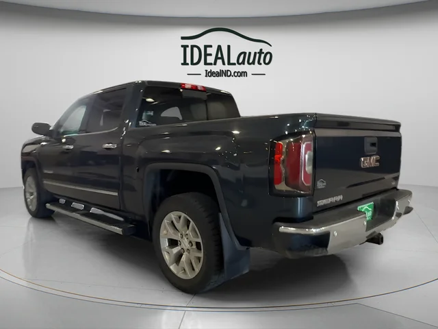 Used 2018 Gray GMC SLT image 3