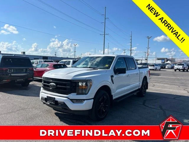 Used 2023 White Ford XLT image 1