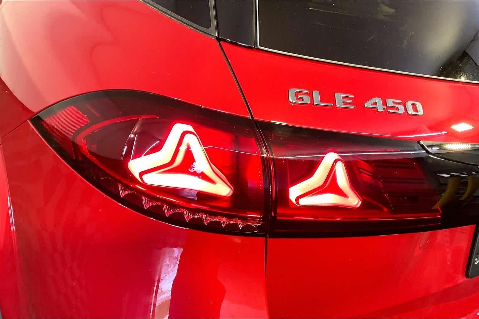 New 2027 MANUFAKTUR Patagonia Red Metallic Mercedes-Benz GLE 450 image 5