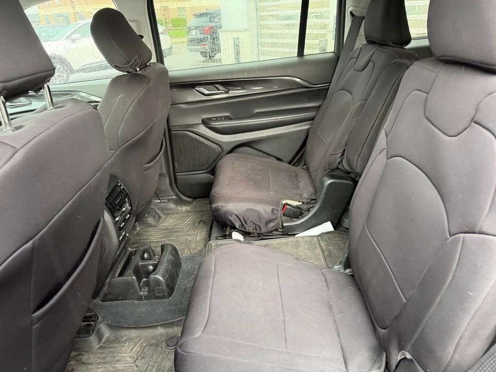 Used 2023 Gray Jeep Laredo image 21
