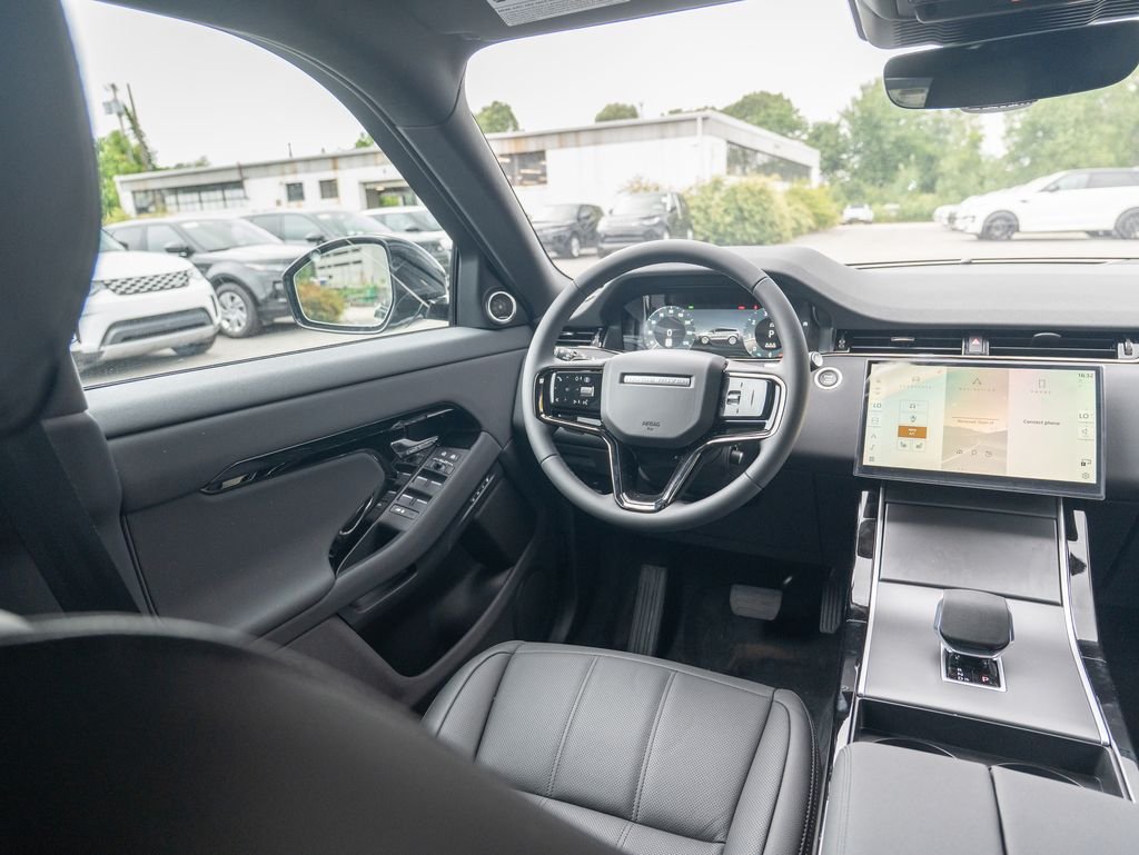 New 2026 Santorini Black Land Rover S image 18