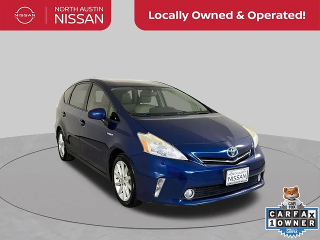 2013 Toyota Prius v Five