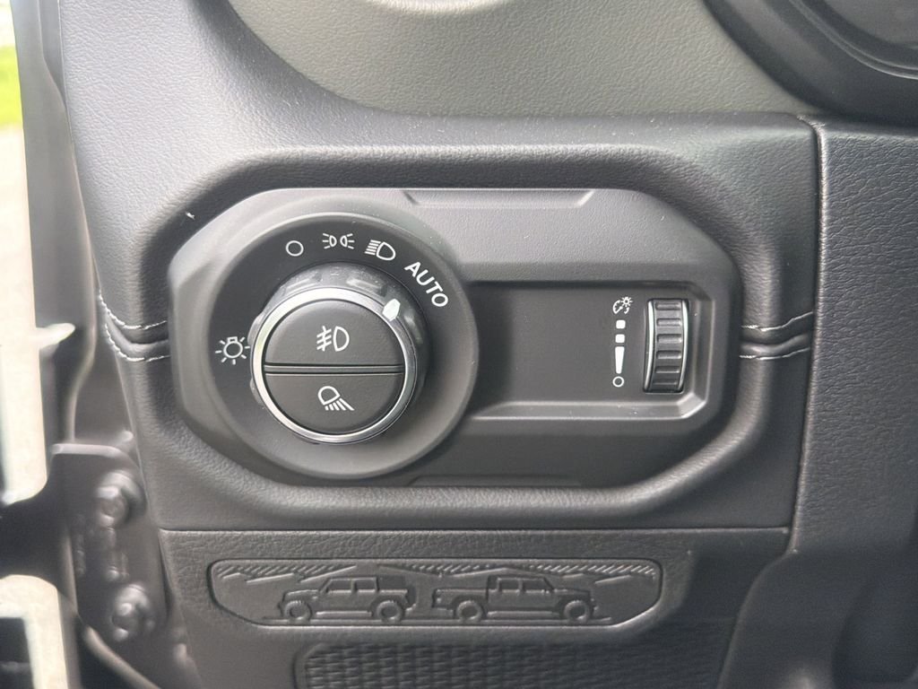 New 2026 Gray Jeep Mojave X image 13