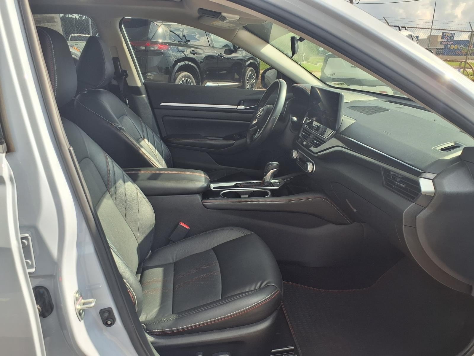 2024 Nissan Altima 2.5 SR Gray at Robbins Nissan