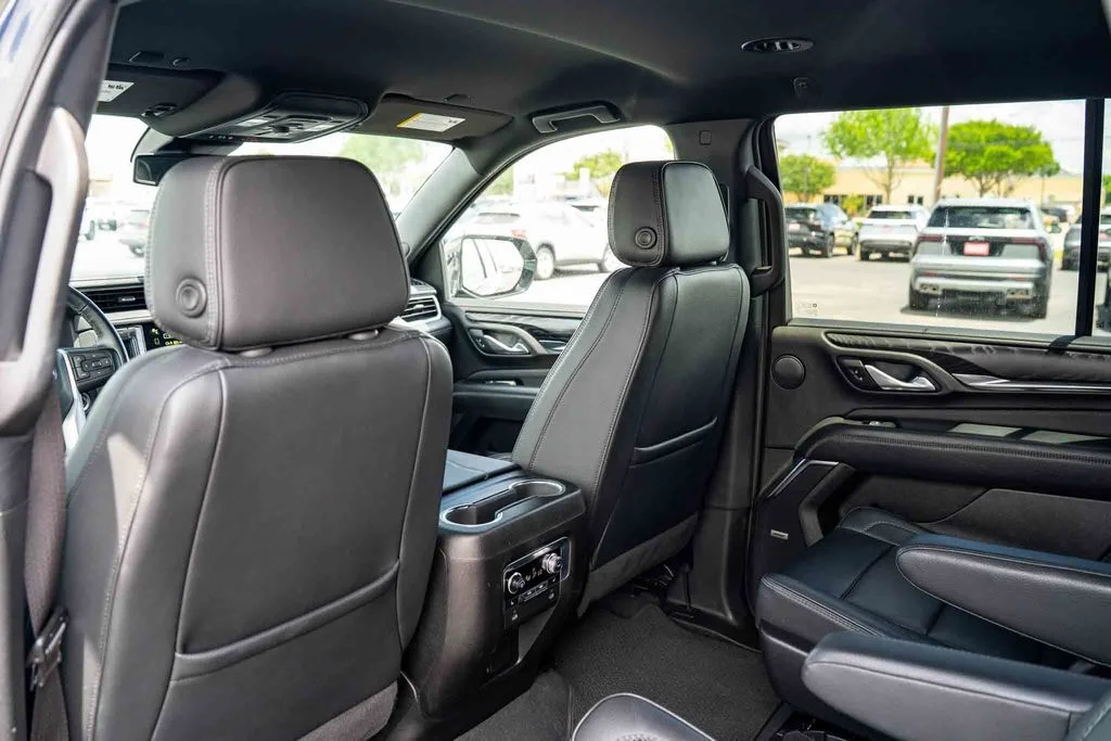Used 2024 Black GMC Denali image 23