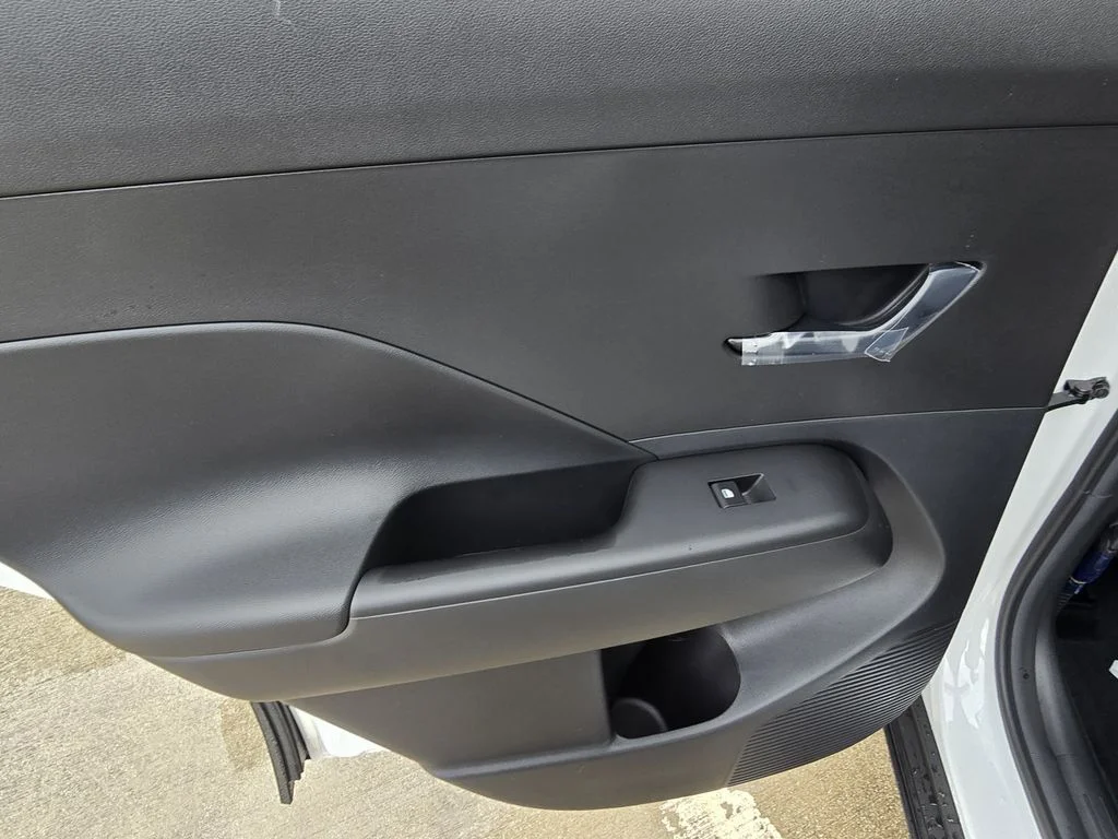 New 2027 Gray Hyundai SE image 12