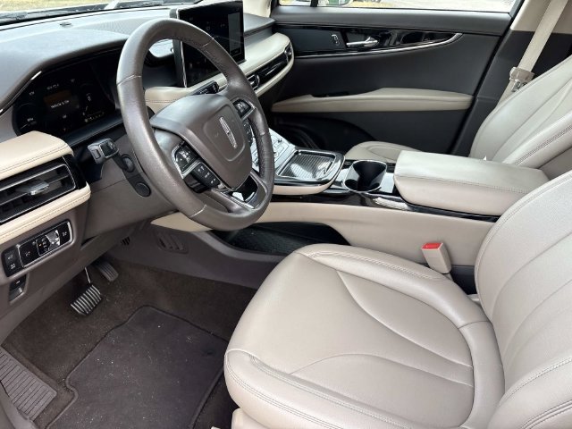 Certified Used 2023 Beige Lincoln Standard image 12
