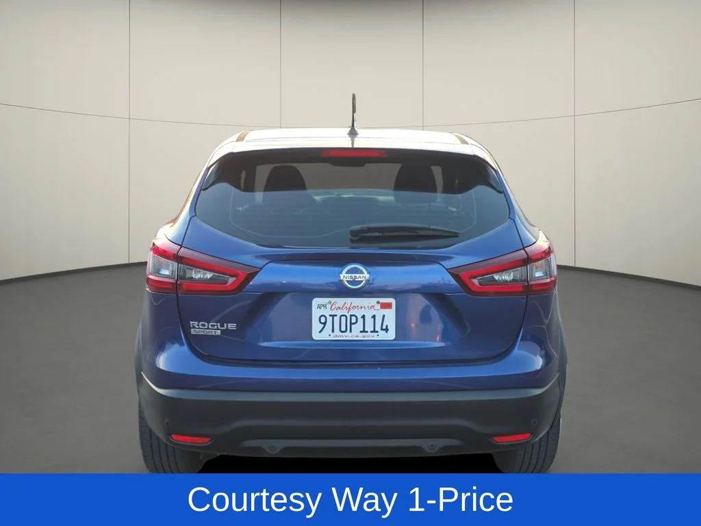 Used 2021 Blue Nissan S image 8