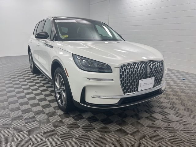 2023 Lincoln Corsair AWD's photo