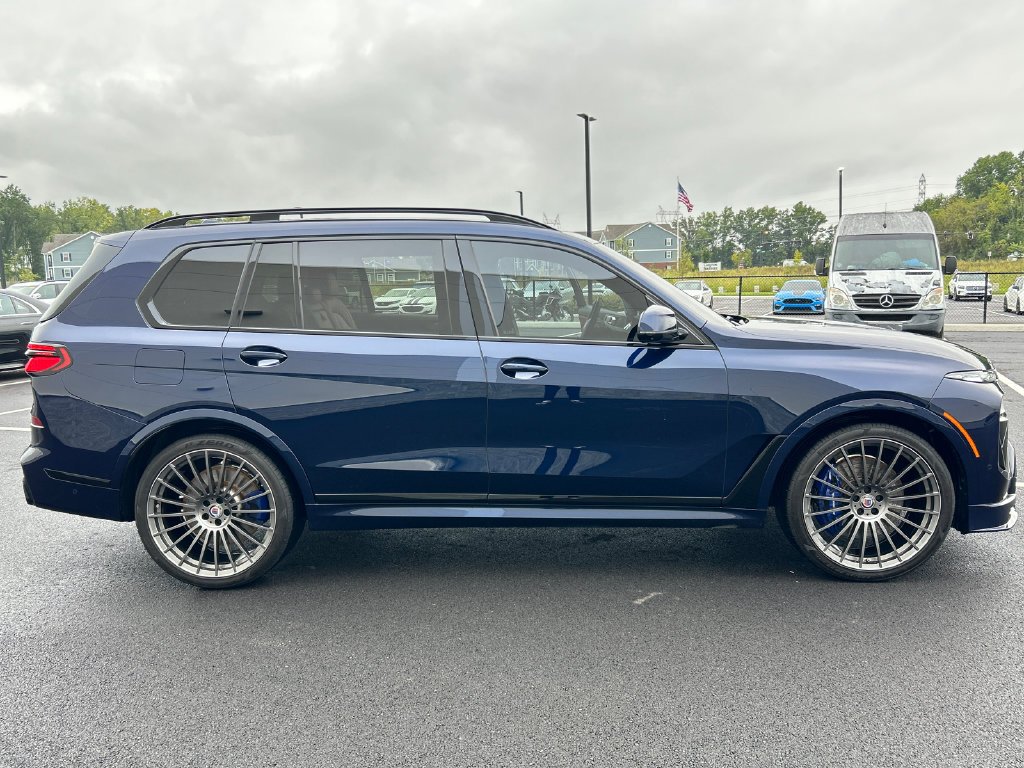 Used 2025 Blue BMW ALPINA XB7 image 9
