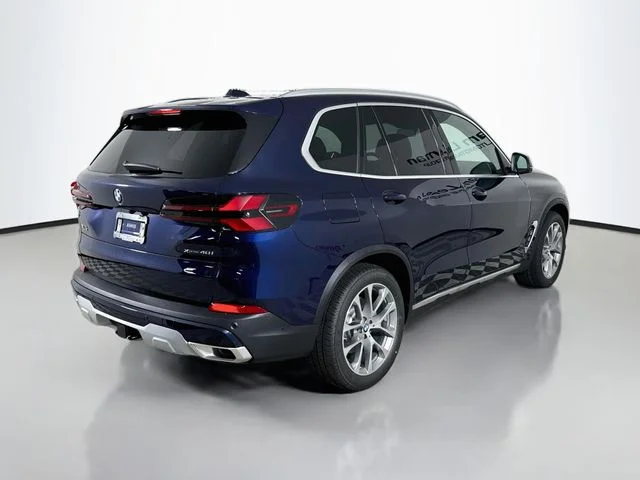 Used 2026 Blue BMW xDrive40i image 7