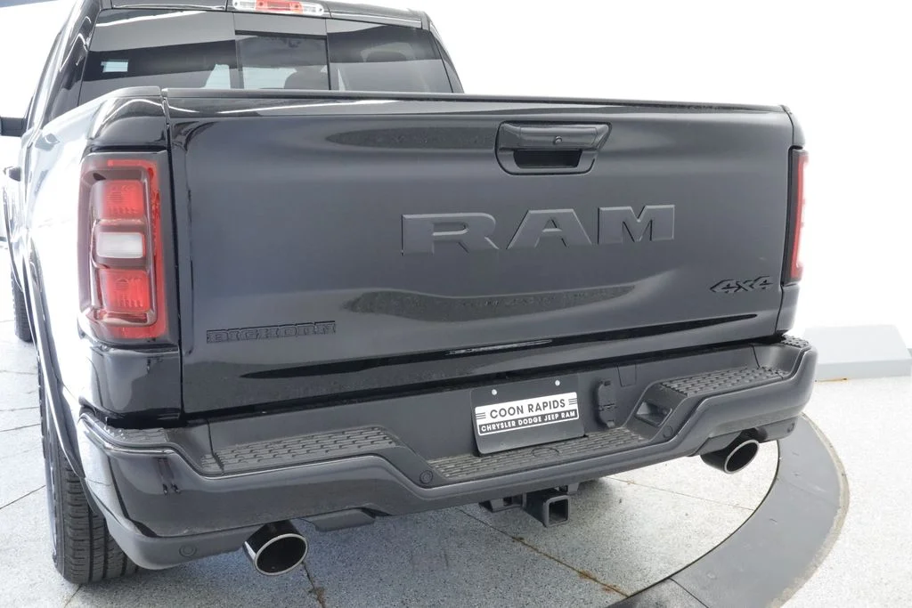 New 2026 Diamond Black Crystal Pearl-Coat Exterior Paint Ram Big Horn/Lone Star image 10