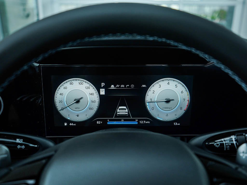 New 2026 Abyss Black Hyundai DCT FWD image 20