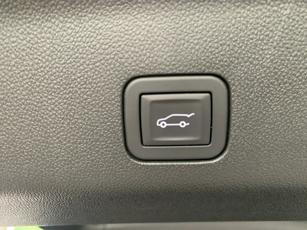 Used 2025 Sterling Gray Metallic Chevrolet High Country image 10