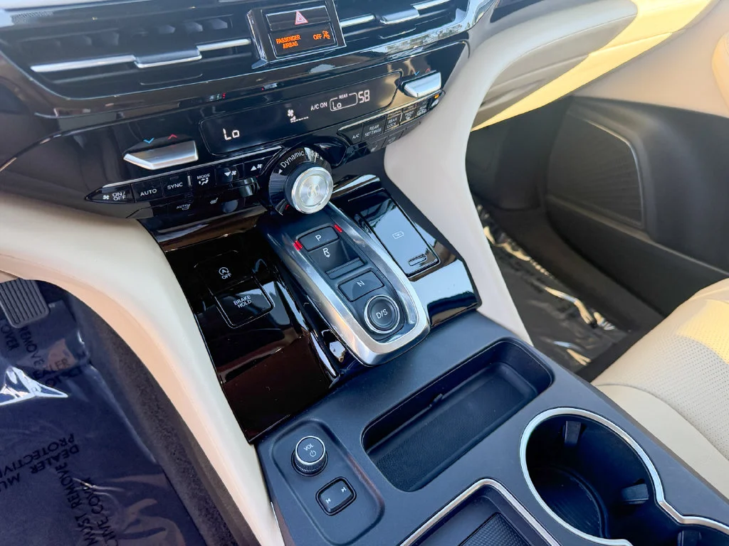 Used 2025 Platinum White Pearl Acura Technology Package image 22
