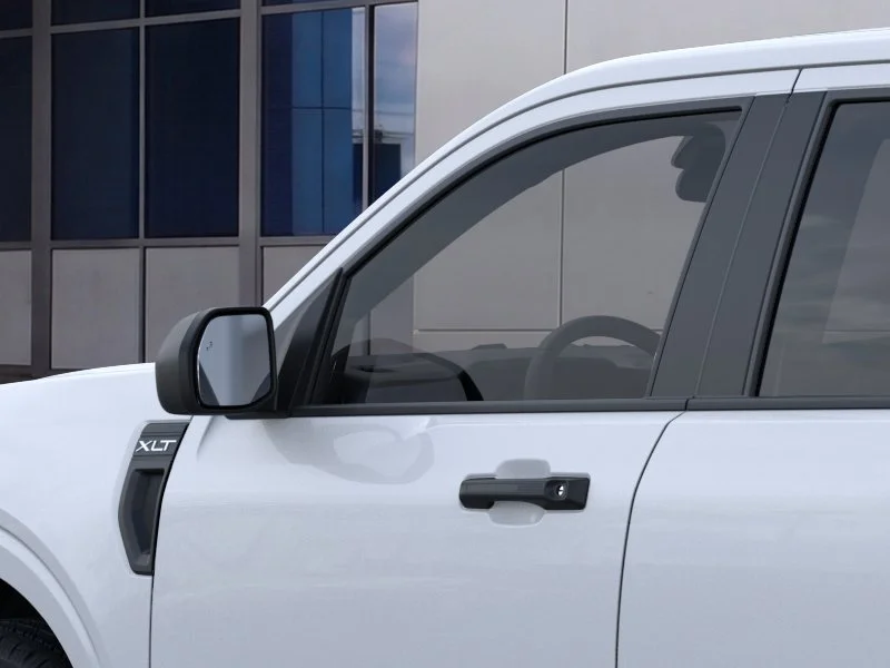 New 2026 Space White Metallic Ford XLT image 34