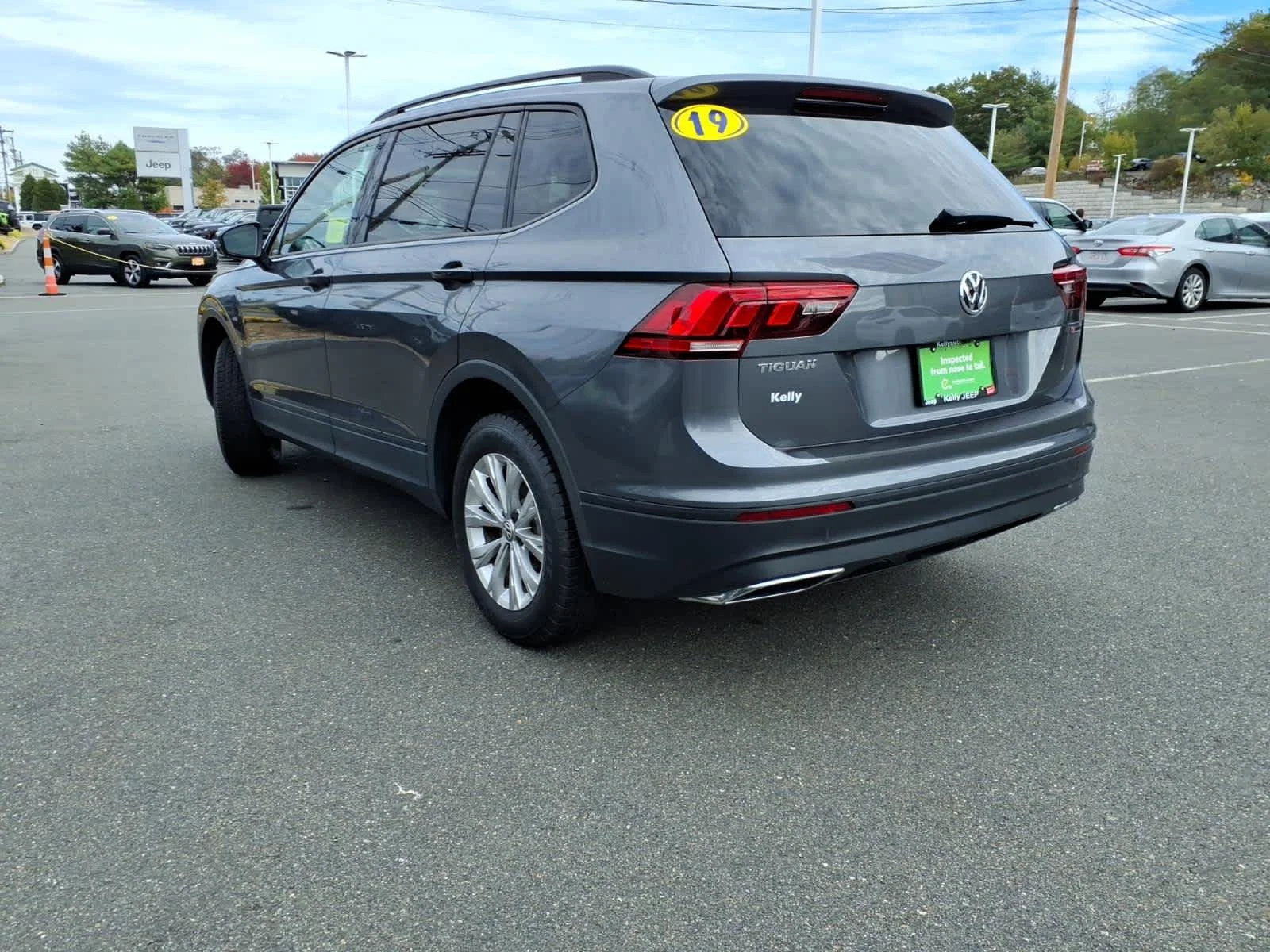 Used 2019 Platinum Gray Metallic Volkswagen S image 4