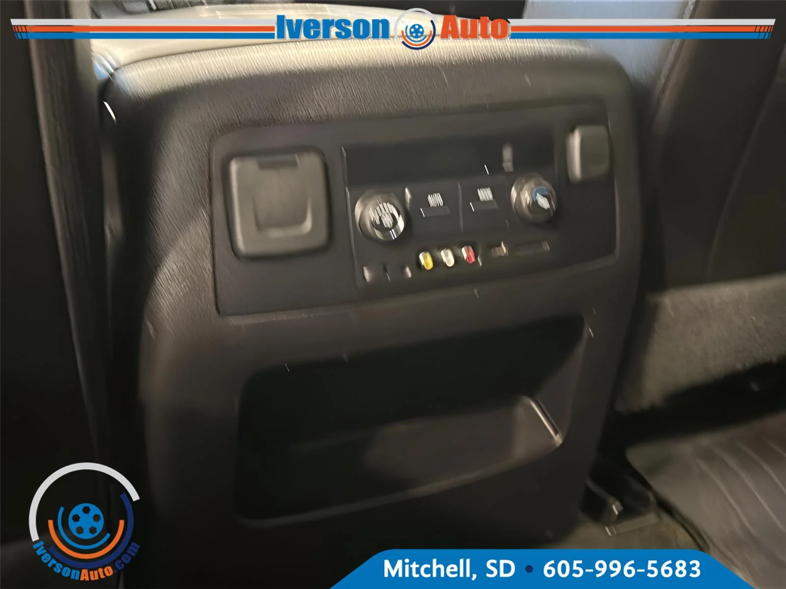 Used 2016 Slate Gray Metallic Chevrolet LT image 29