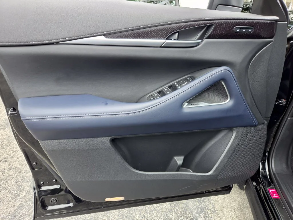 Used 2026 Black INFINITI SPORT image 31