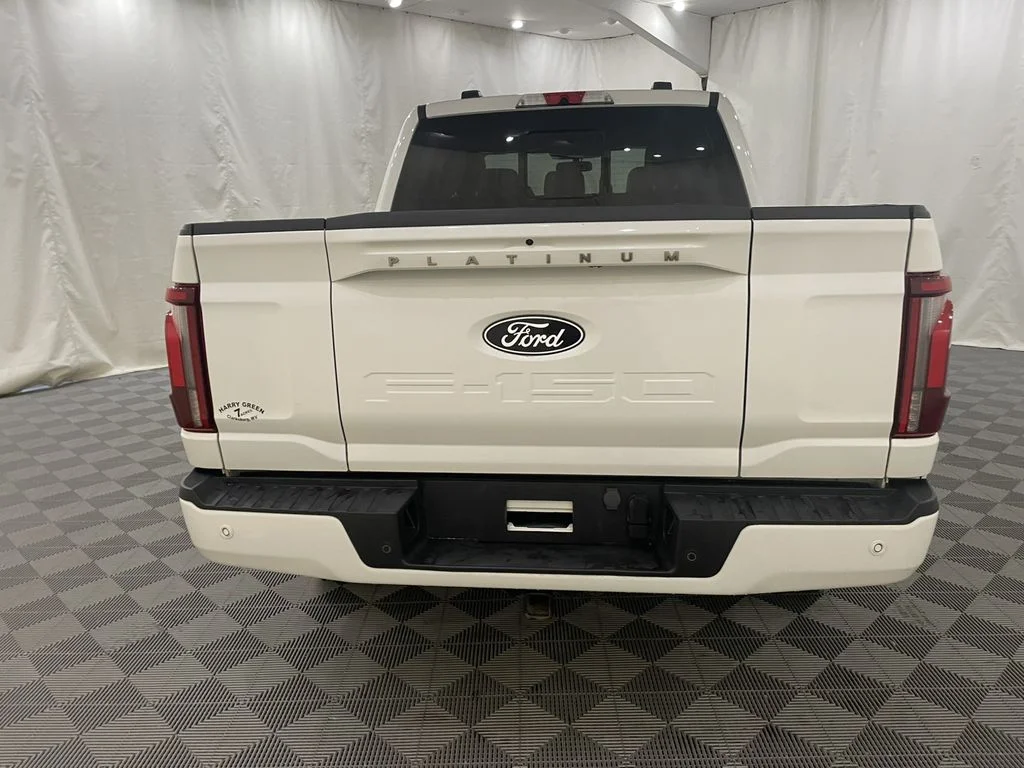 Used 2024 STAR WHITE METALLIC TRICOAT Ford Platinum image 7