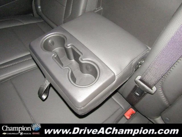 Certified Used 2026 Glacier White Tricoat GMC Denali image 27