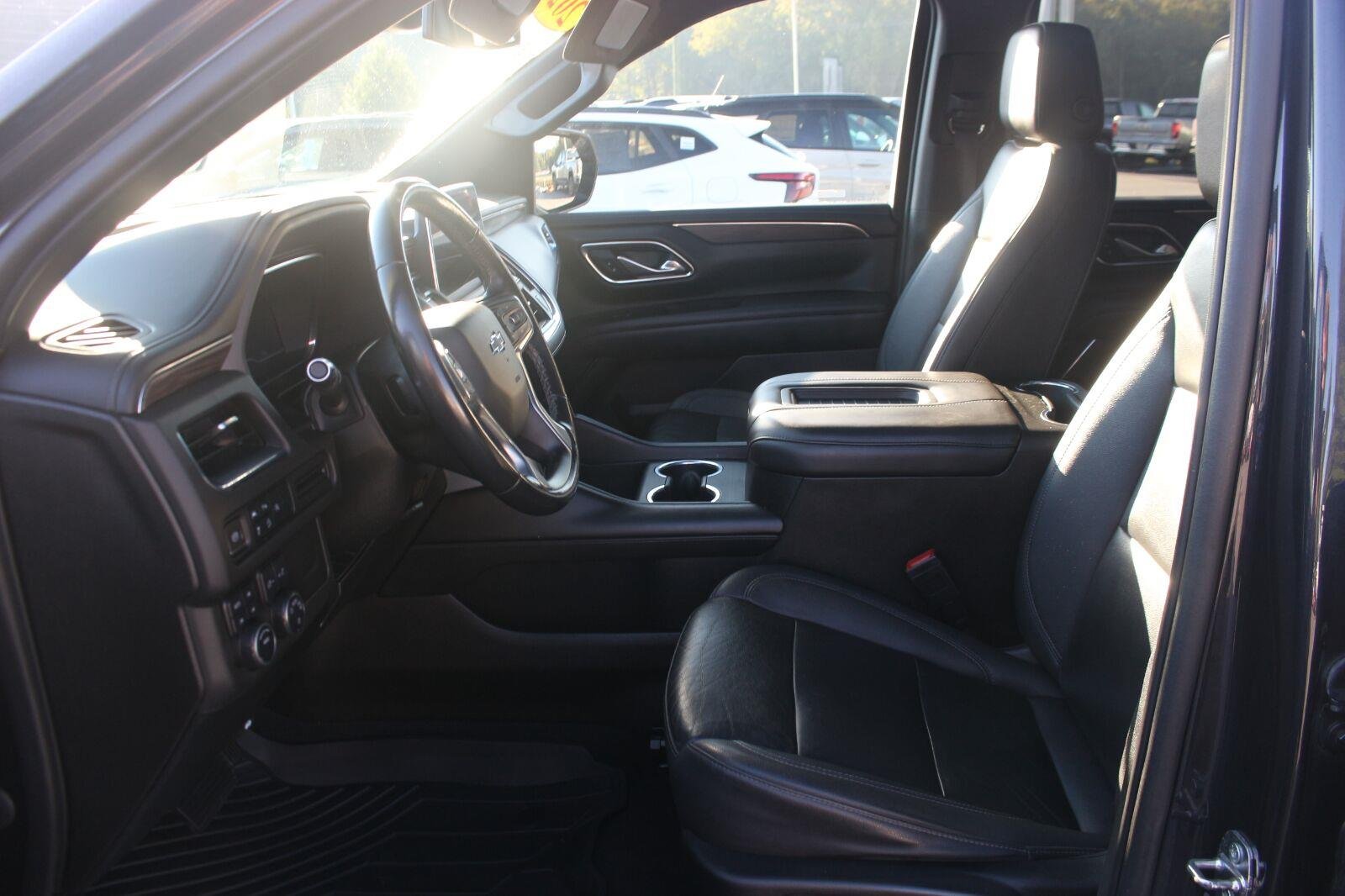 Used 2023 DARK ASH METALLIC Chevrolet Z71 image 17