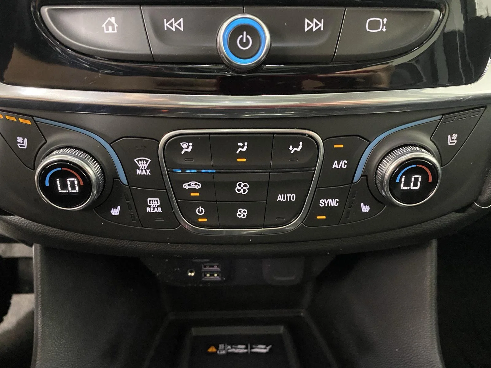 Used 2020 Mosaic Black Metallic Chevrolet High Country image 22