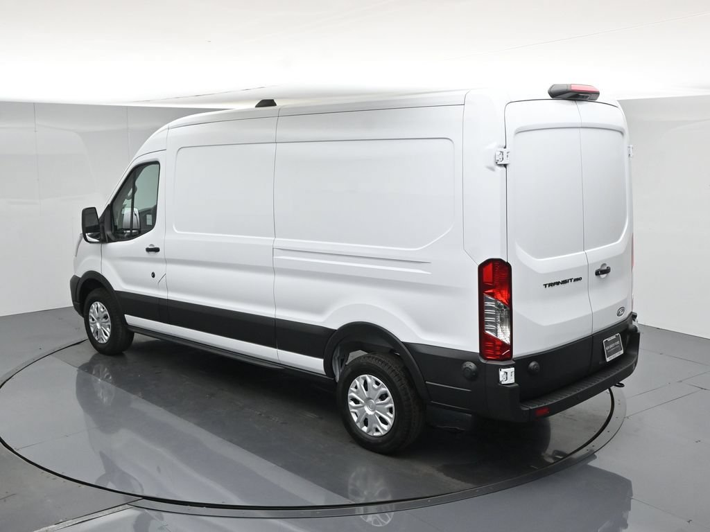 New 2026 White Ford Base image 39