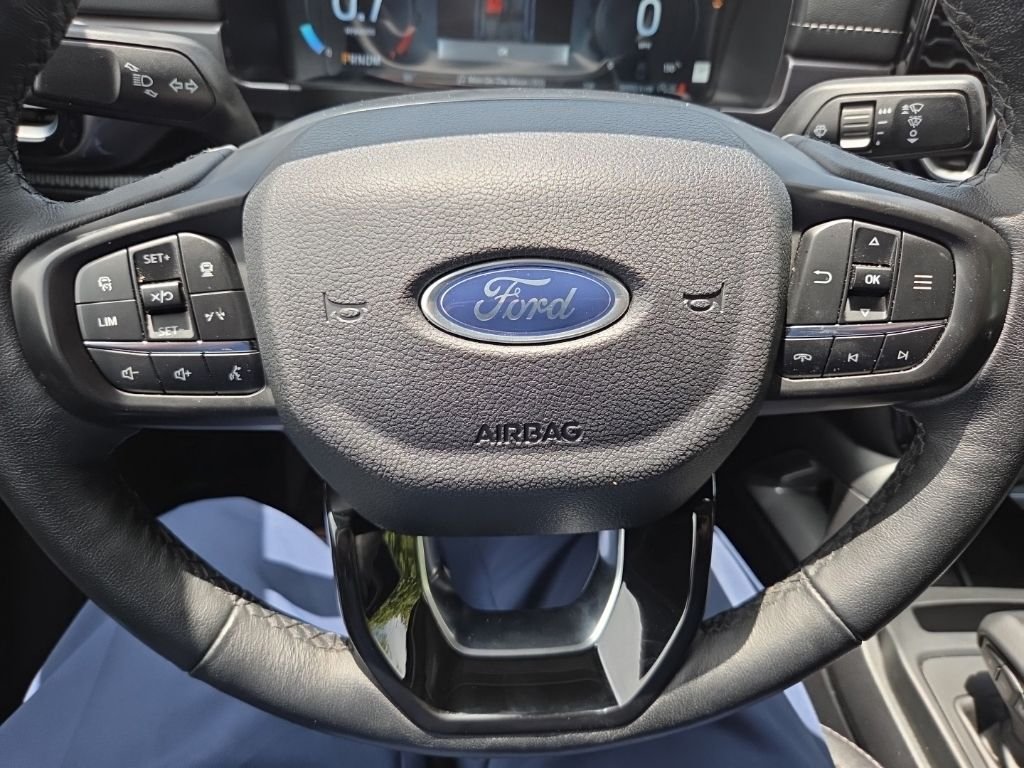 Used 2024 Cactus Ford Lariat image 17
