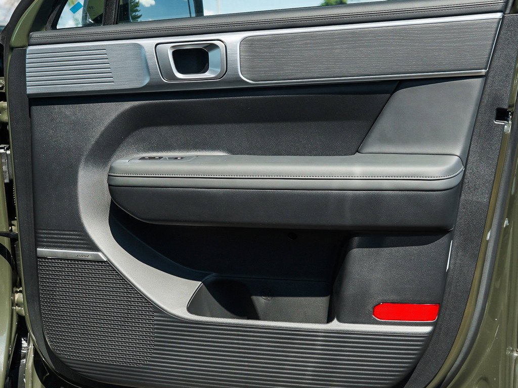 2026 Hyundai Santa Fe Limited - Photo 11